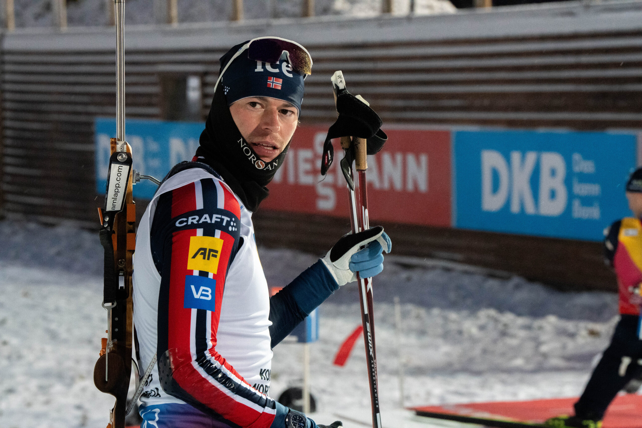 AML-appen er stolt sponsor av verdens beste skiskytter – Sturla Holm Lægreid